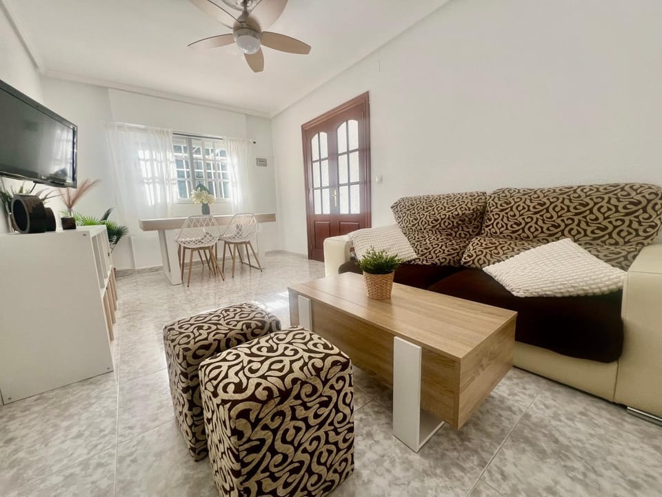 Casa Carmen primera linea de playa Apartment in Malaga