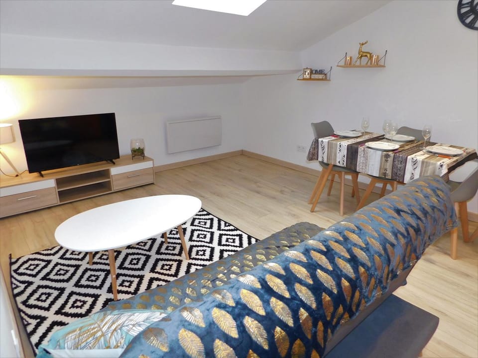 Living room, Lounge or bar, Dining area