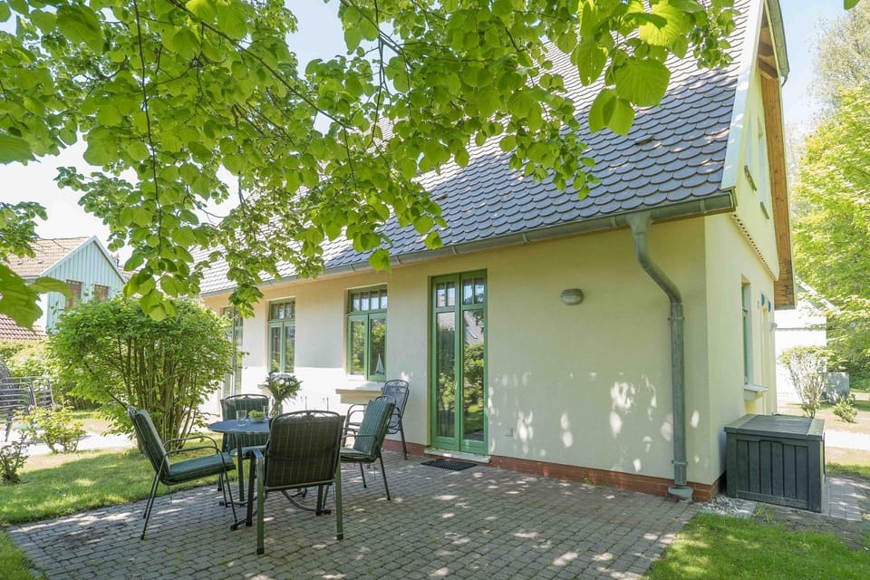 Ferienhaussiedlung Strandperlen Buchenhof 6a (Typ III) House in Wustrow