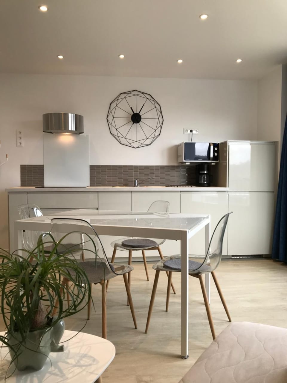 Duplex 6 pers piscine et vue mer Apartment in Trévou-Tréguignec