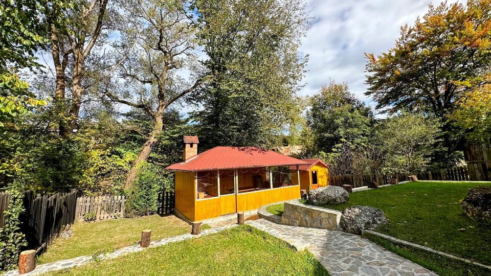 BBQ facilities, Garden, Mountain view, River view