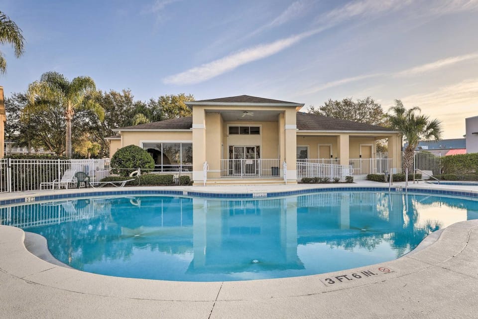Kissimmee Condo w/ Resort Perks - 5 Mi to Disney! House in Bay Lake