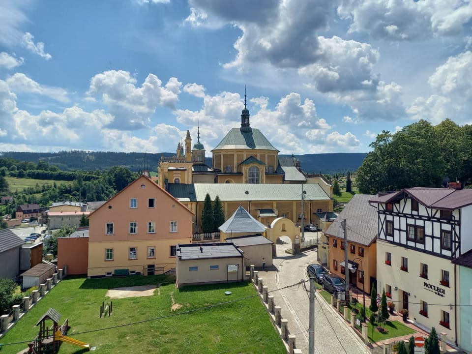 Property building, Bird's eye view, Place of worship, City view, Street view