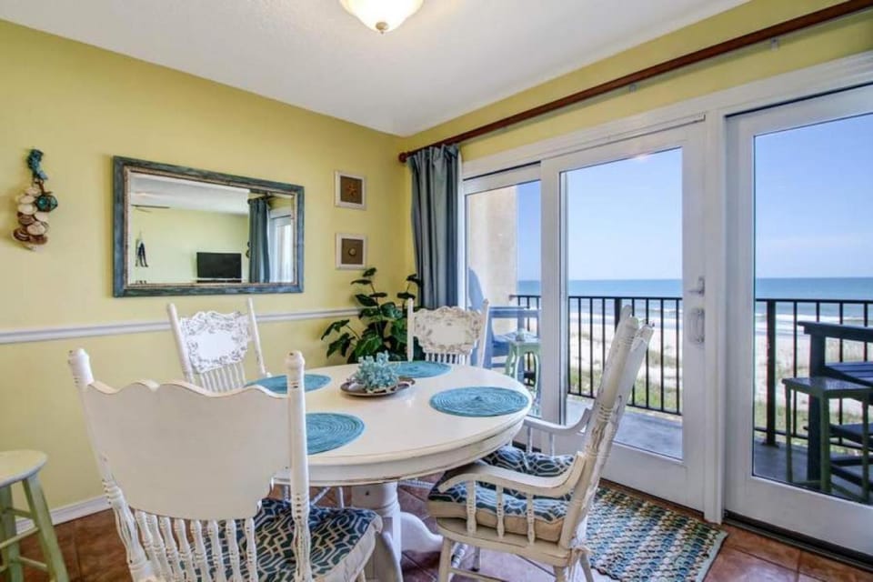 Oceans Of Amelia House in Fernandina Beach