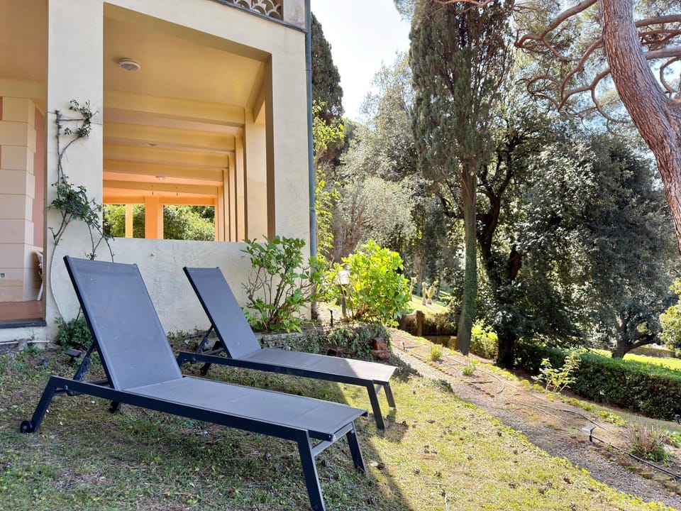 VILLA TRAMONTO Villa in Levanto