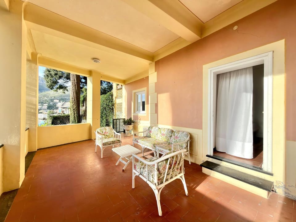 VILLA TRAMONTO Villa in Levanto