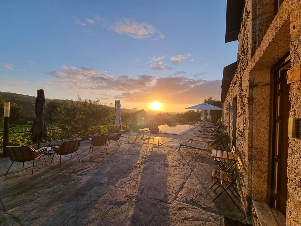 Property building, Mountain view, Pool view, Swimming pool, Sunset