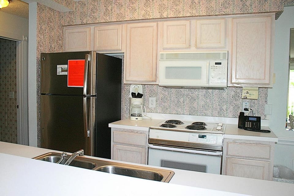 Brunswick Plantation Villa 604 with Beaches Nearby, Enjoy 27 Hole Golf Course Villa in South Carolina