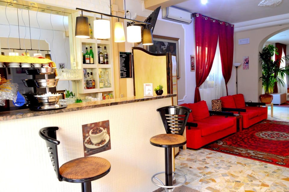 Lounge or bar