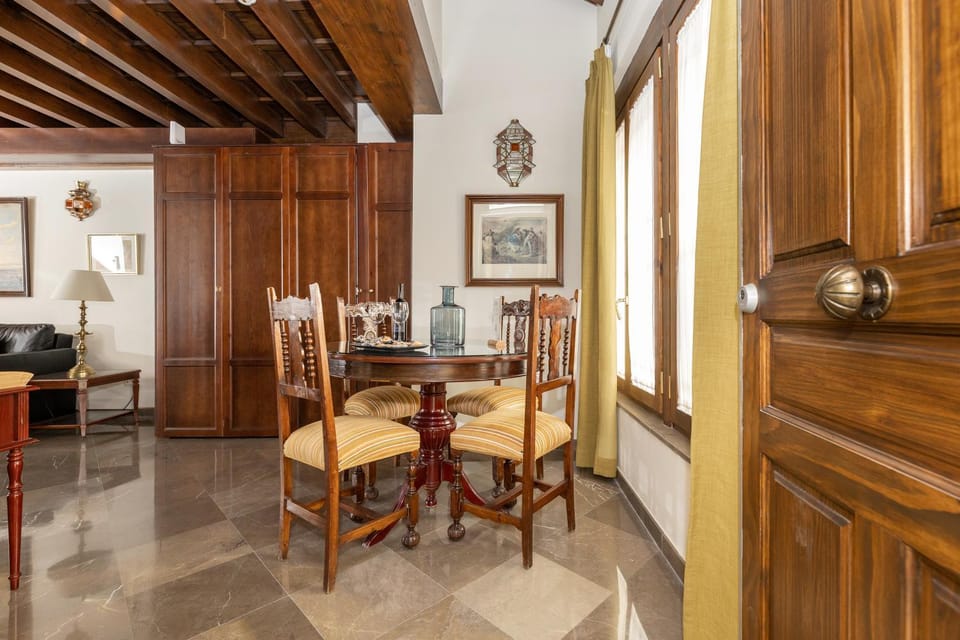 Kitchen or kitchenette, Living room, Seating area, Dining area, Area and facilities, internet