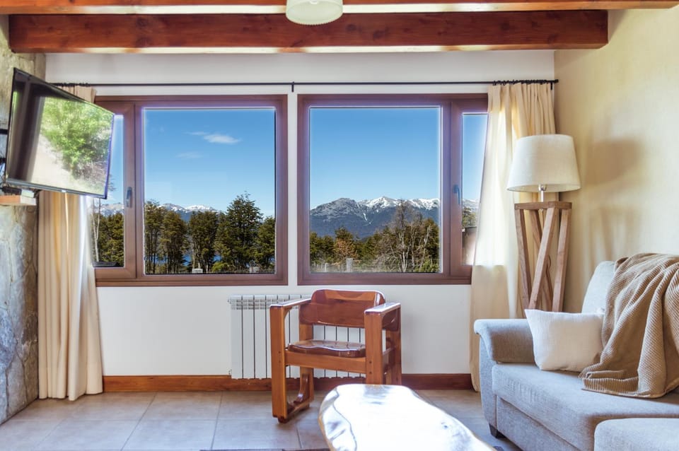 Natural landscape, TV and multimedia, Living room, Seating area, Mountain view