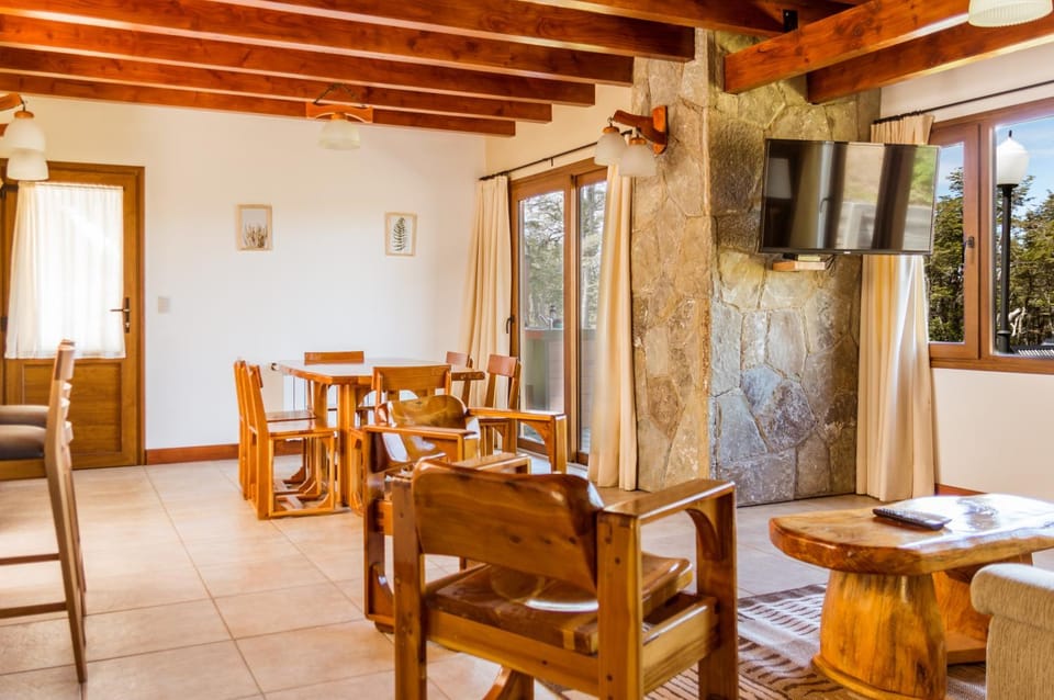 TV and multimedia, Living room, Seating area, Dining area, Mountain view, Mountain view