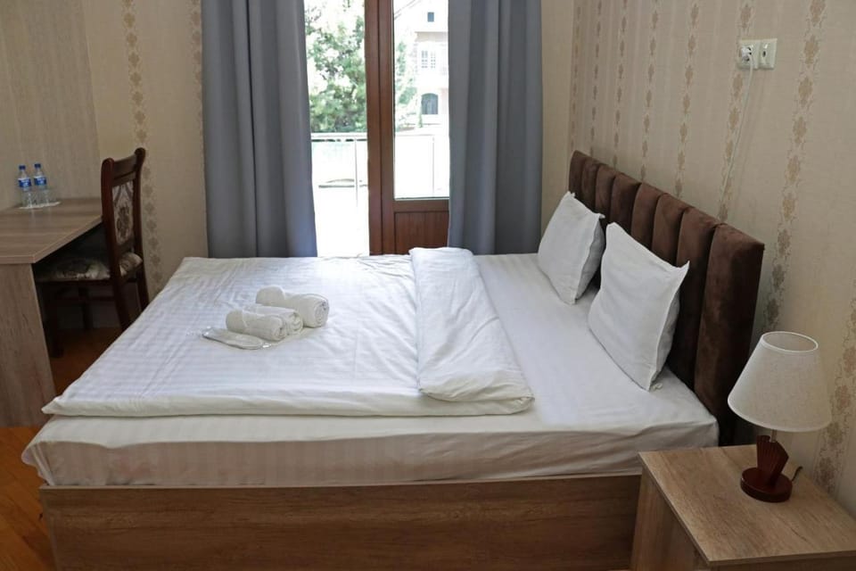 Chinor Qorasuv Hotel BMU - YandexGo Airport Pick-Up Hotel in Europe
