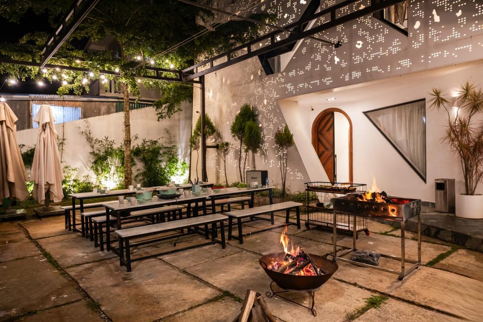 BBQ facilities, Garden, Seating area