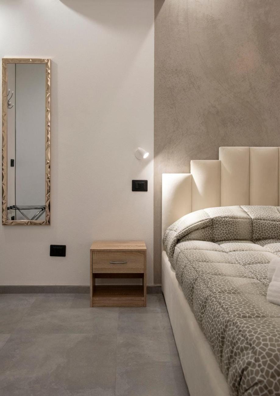 SABRILUNA ROOMS Bed and Breakfast in La Spezia