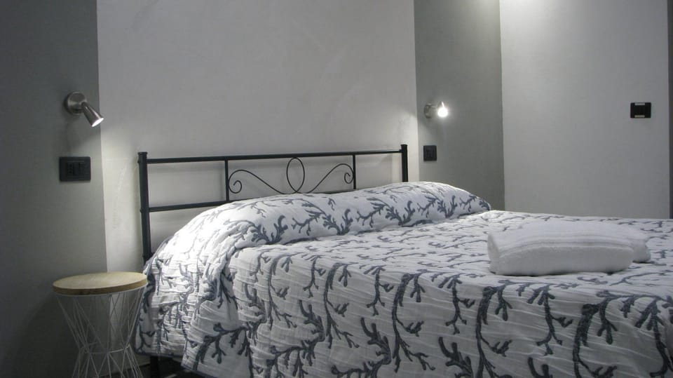 SABRILUNA ROOMS Bed and Breakfast in La Spezia