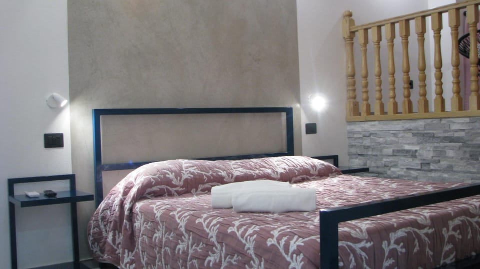 SABRILUNA ROOMS Bed and Breakfast in La Spezia