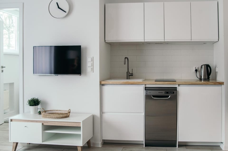 Kitchen or kitchenette, Communal kitchen