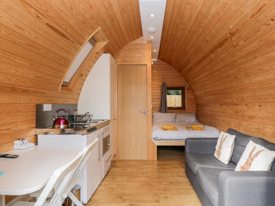 Halmore Pod House in Stroud District