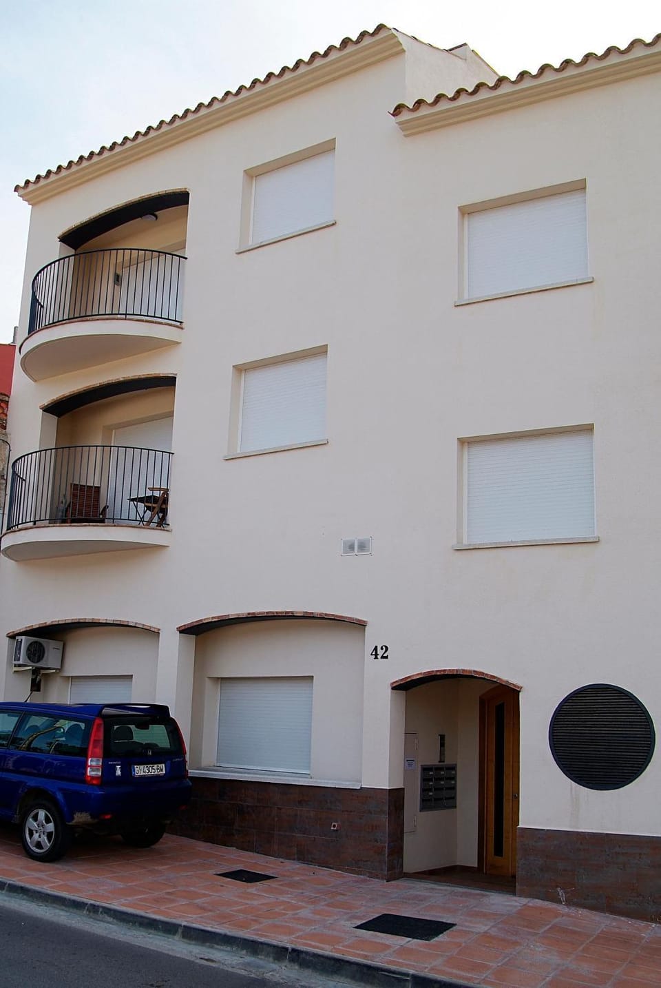 Property building, Facade/entrance, Spring, Off site, Day, Summer, Fishing, Golfcourse, Horse-riding, Minigolf, Snorkeling, Squash, Tennis court, Windsurfing, Canoeing, Hiking, Cycling, Diving, Autumn