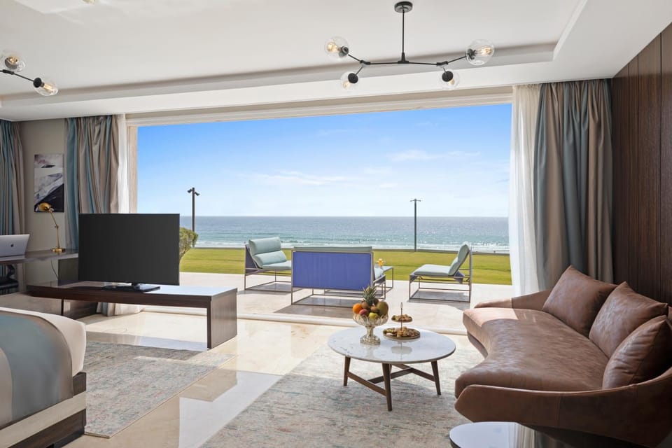 TV and multimedia, Living room, Seating area, Sea view