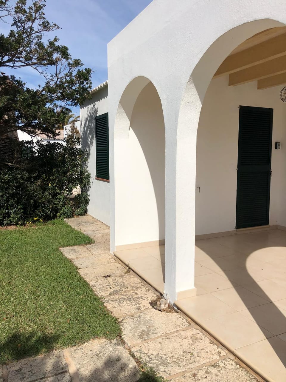 Property building, Patio, Facade/entrance