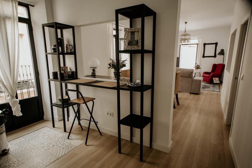 Kitchen or kitchenette, Living room, Seating area