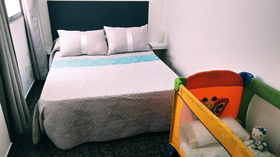 Bed, Photo of the whole room, Bedroom, cot