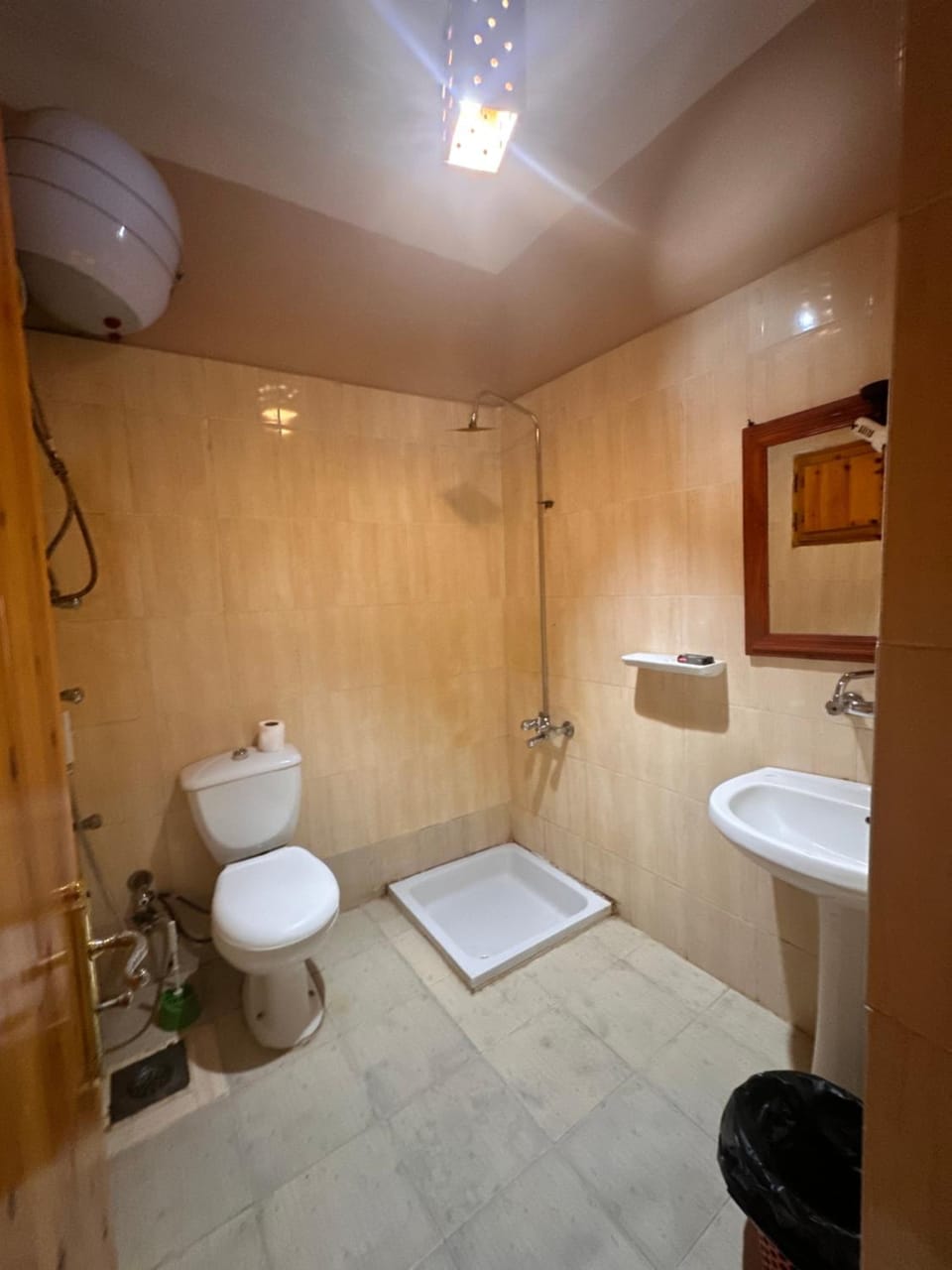 Shower, Toilet, Bathroom