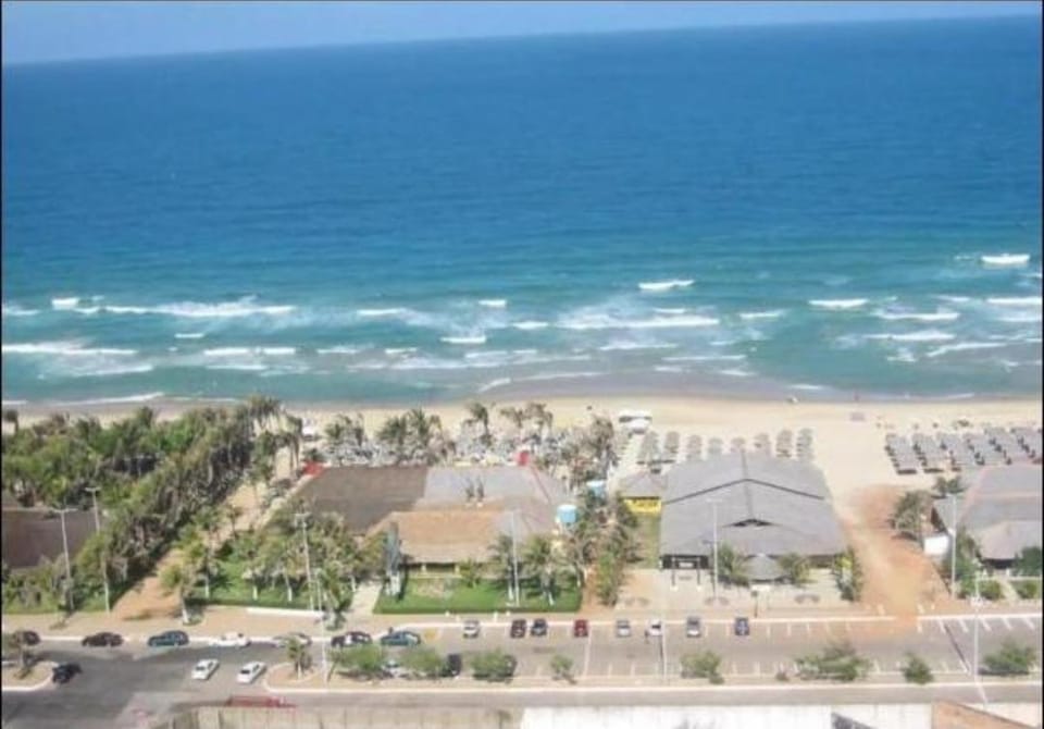 Apto Vista Beira Mar - Praia do Futuro a 100 mt da Praia Apartment in Fortaleza