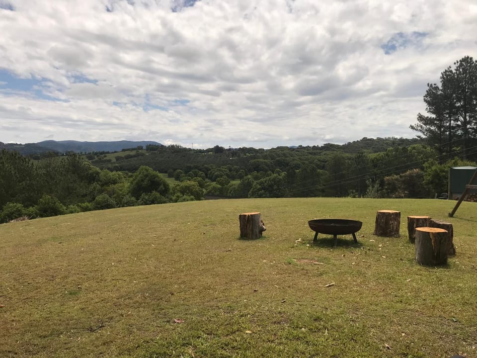 Byron Bay hinterland house - amazing sunset views! House in Coorabell