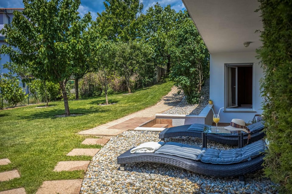 Patio, Garden, Balcony/Terrace, Inner courtyard view