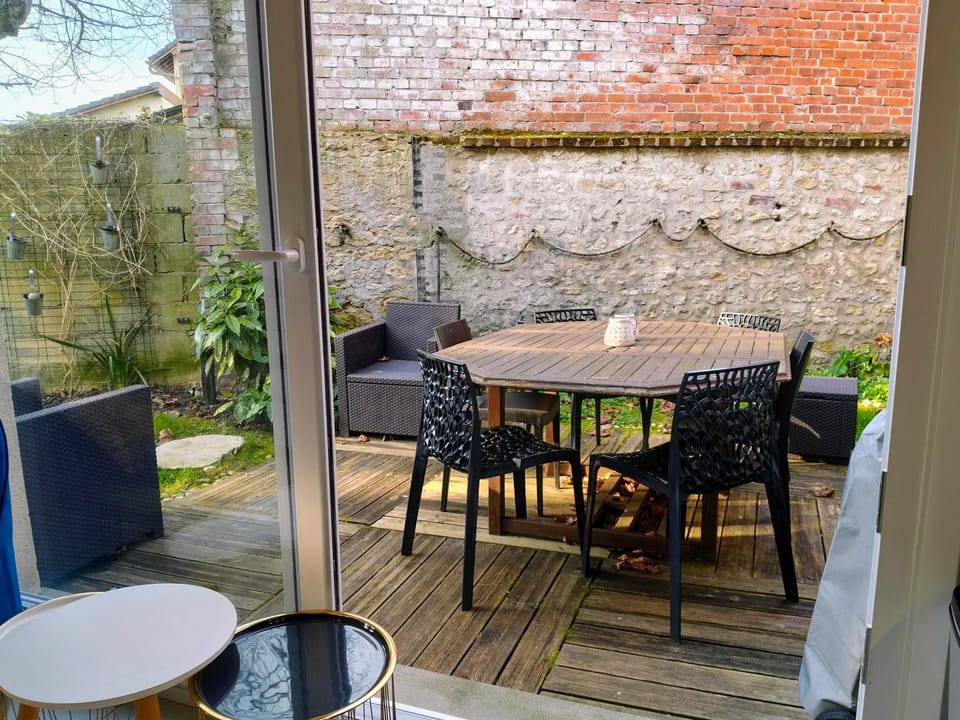 Garden, Balcony/Terrace, Dining area, Garden view