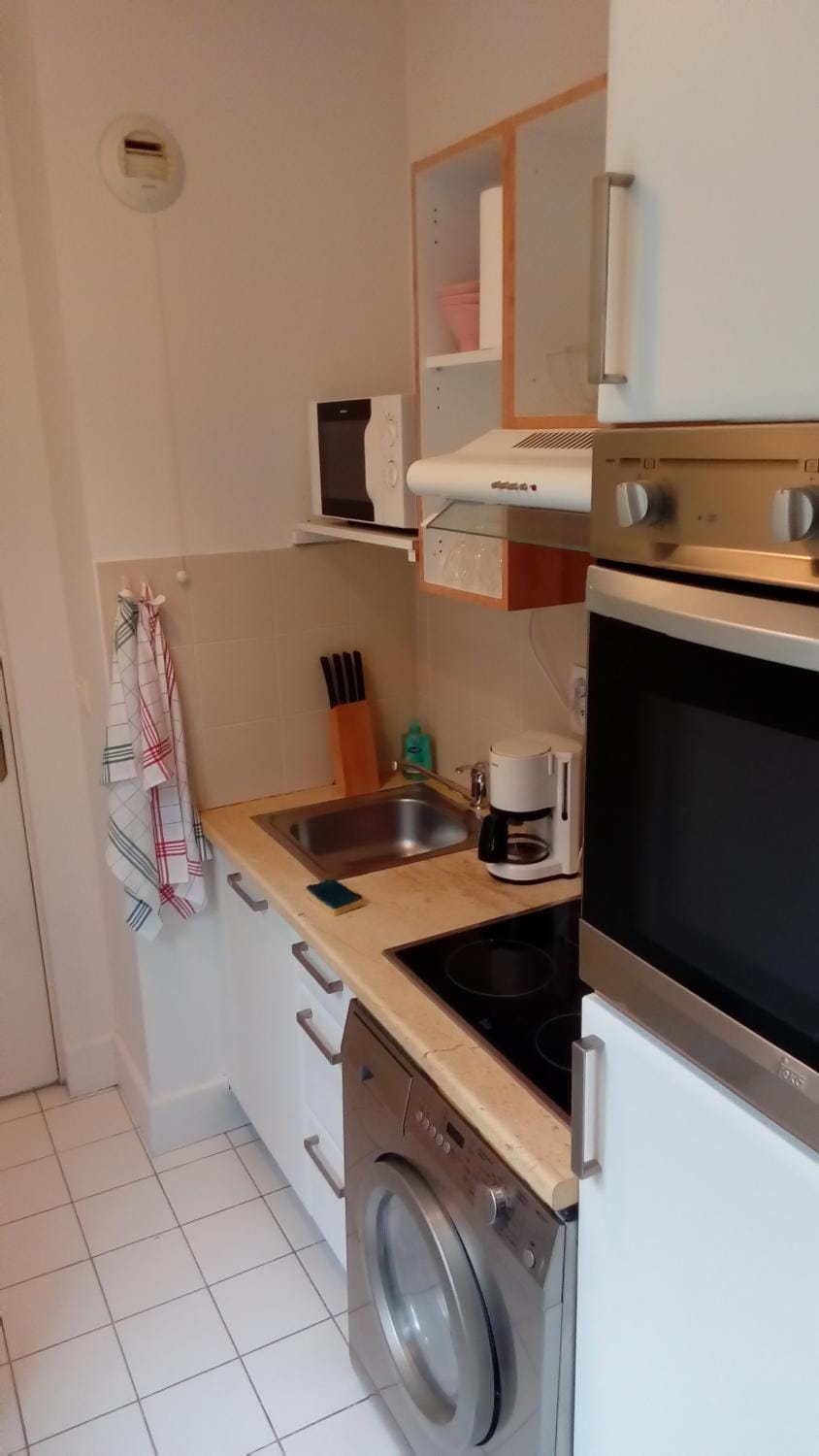 Kitchen or kitchenette, minibar, pet friendly, stove, washing machine