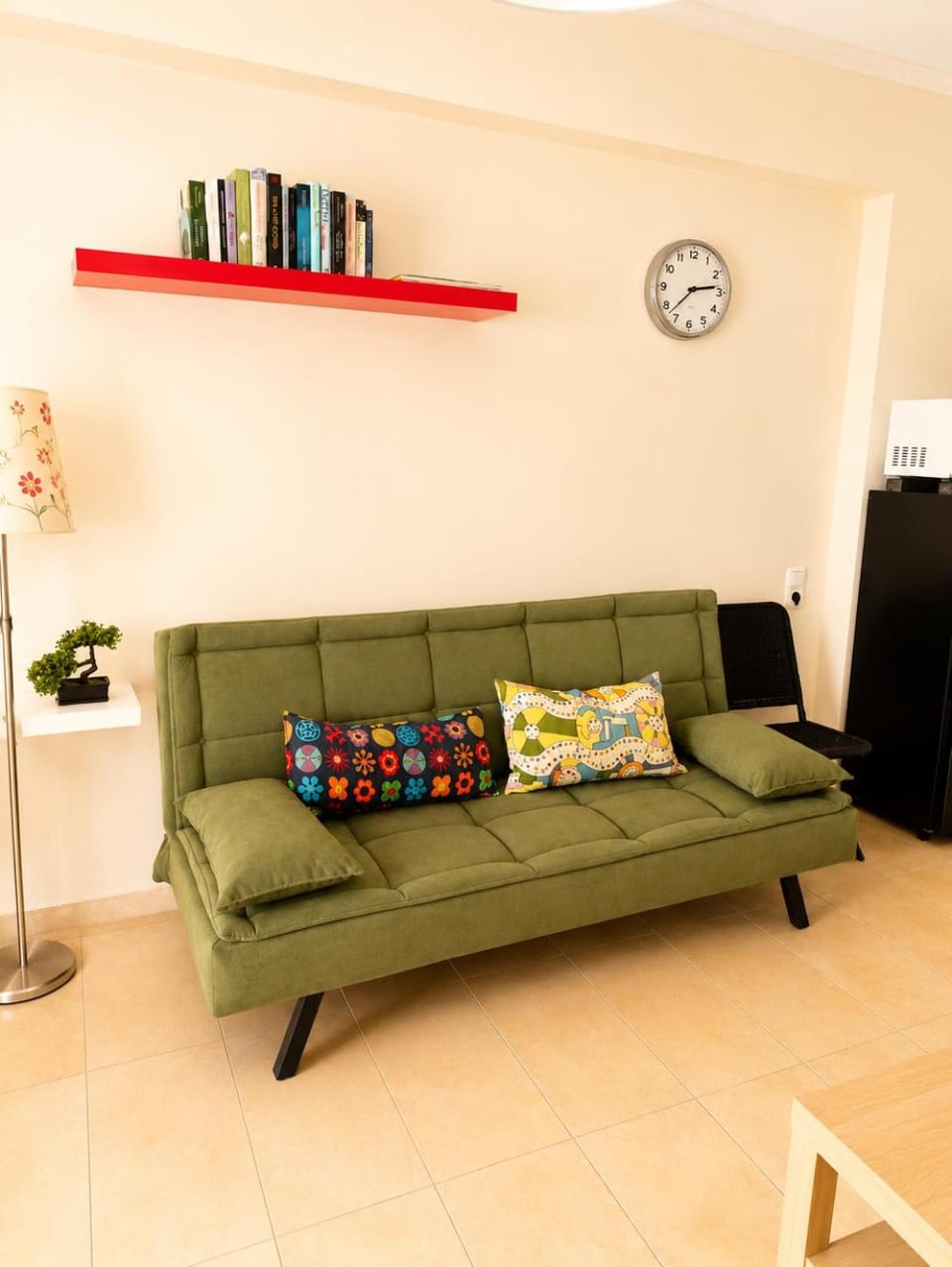 Library, Living room, Seating area
