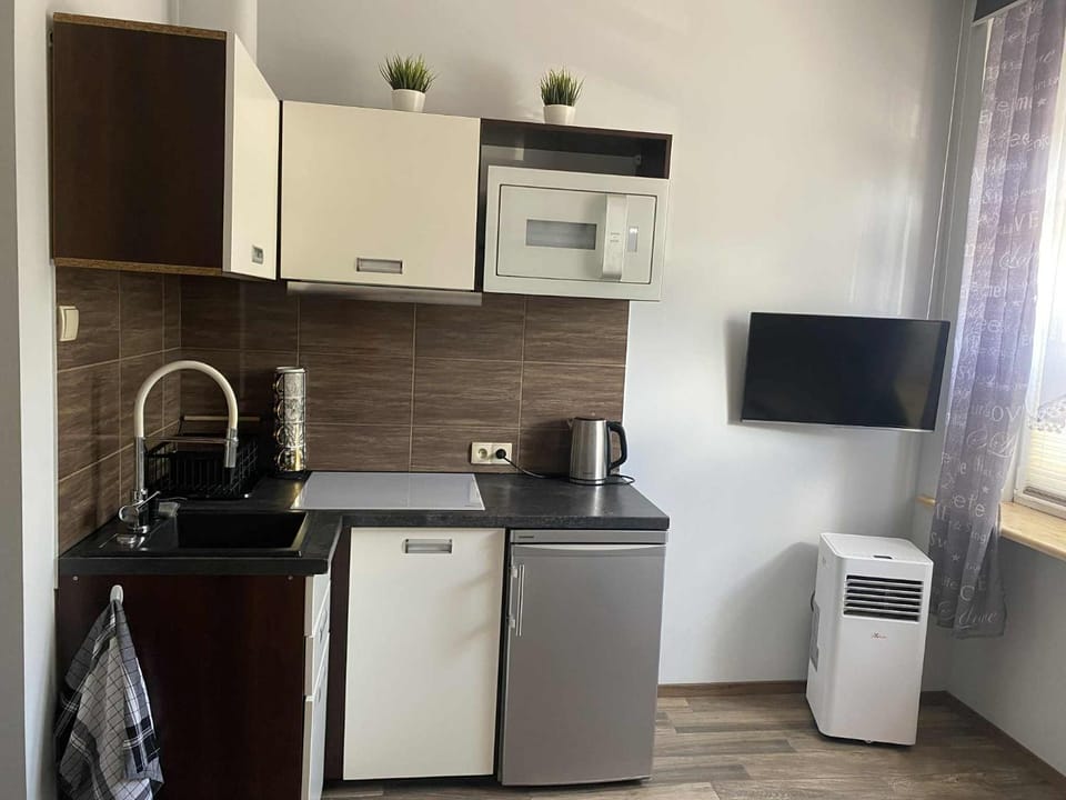 TV and multimedia, Kitchen or kitchenette, stove