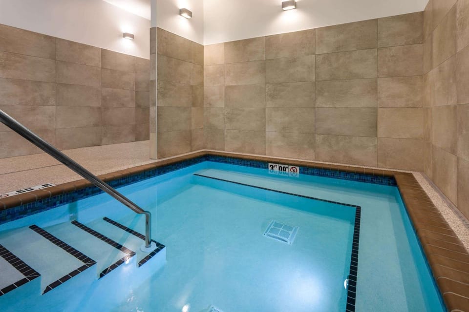 Hot Tub, On site