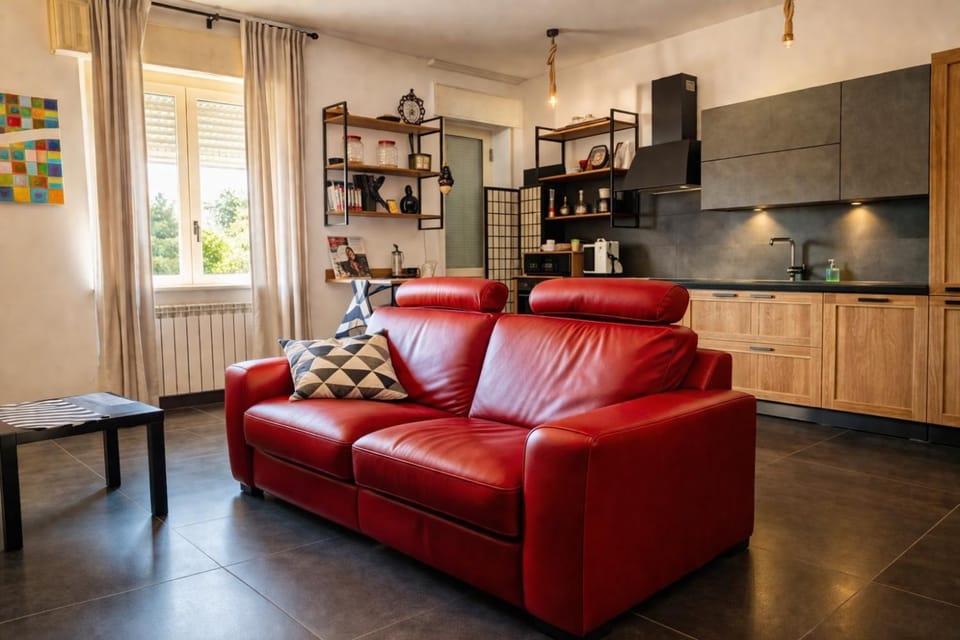 Kitchen or kitchenette, Living room, Seating area