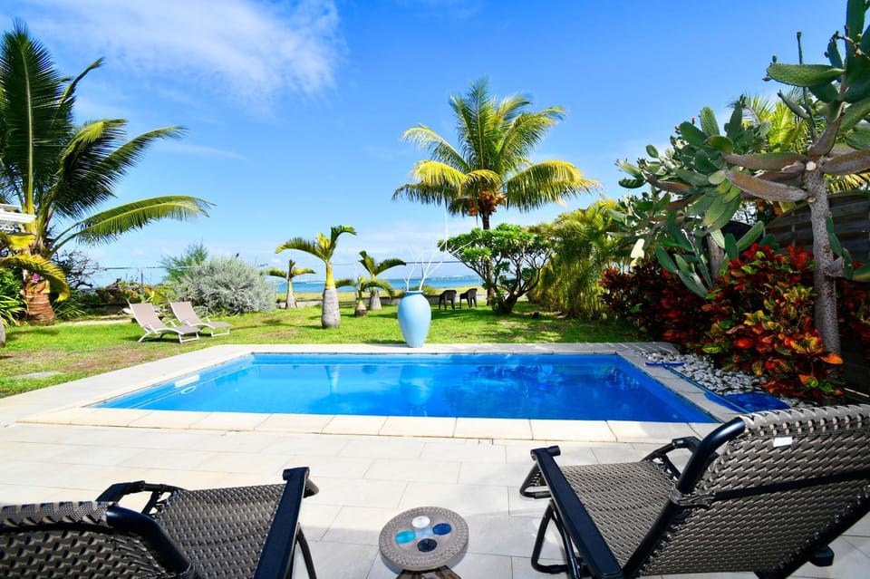Sea view, Swimming pool