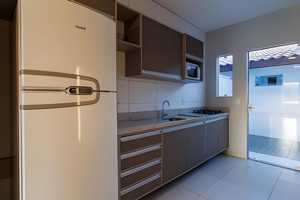 Curta Praia de Armação - Casa Coqueiro House in Penha