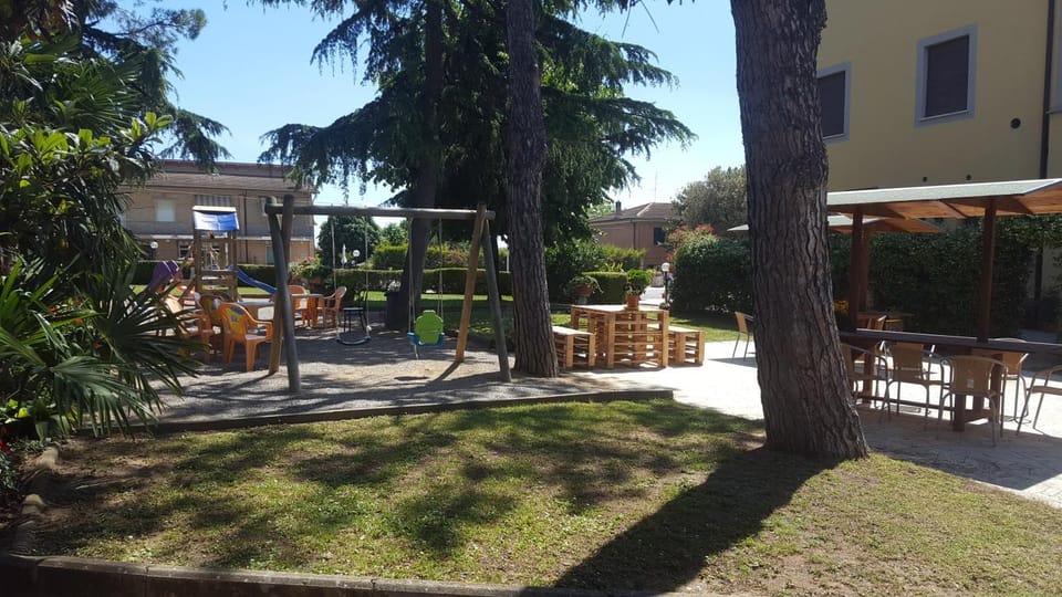 Garden, Banquet/Function facilities
