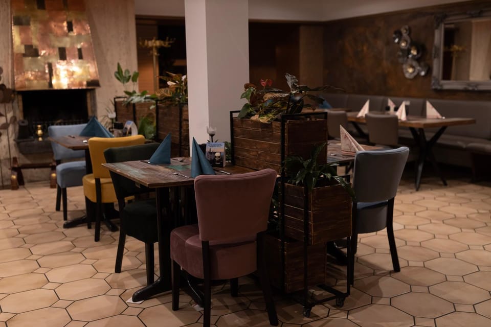 Restaurant/places to eat