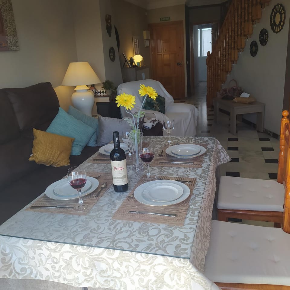 Casa escarpes de Trejo House in Sierra de Cádiz
