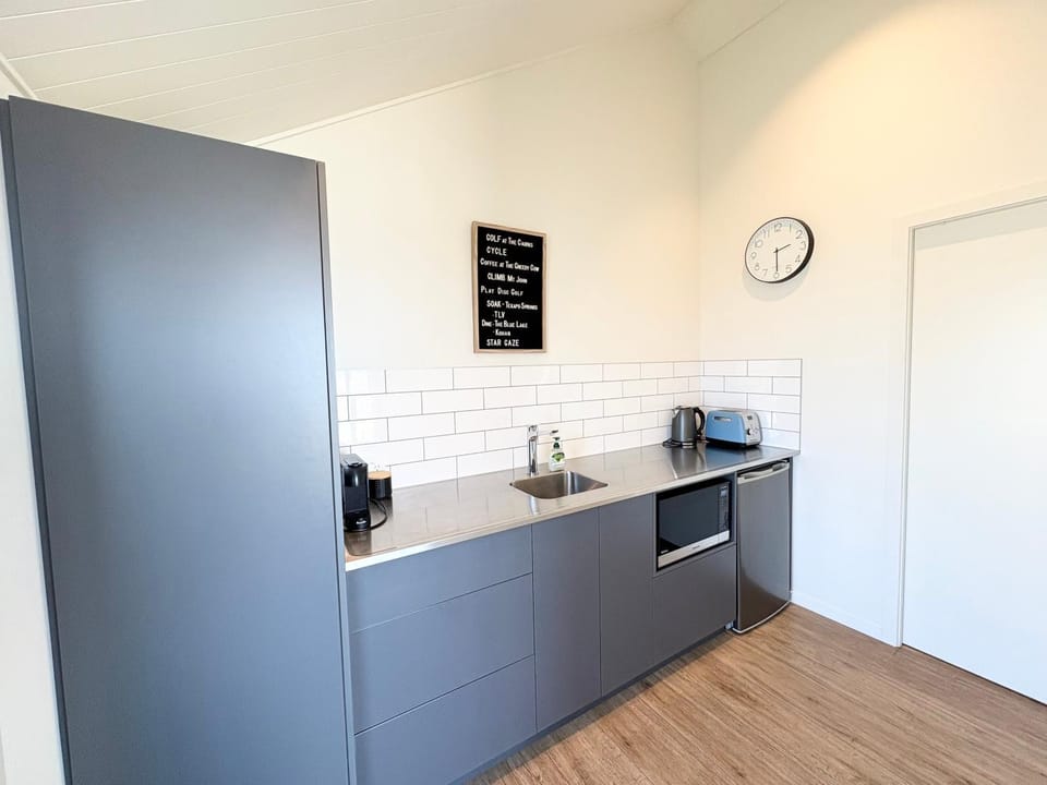The Quarters Unit 1 - Lake Tekapo Apartment in Lake Tekapo