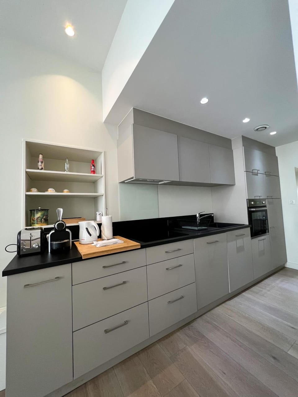 Coffee/tea facilities, kitchen