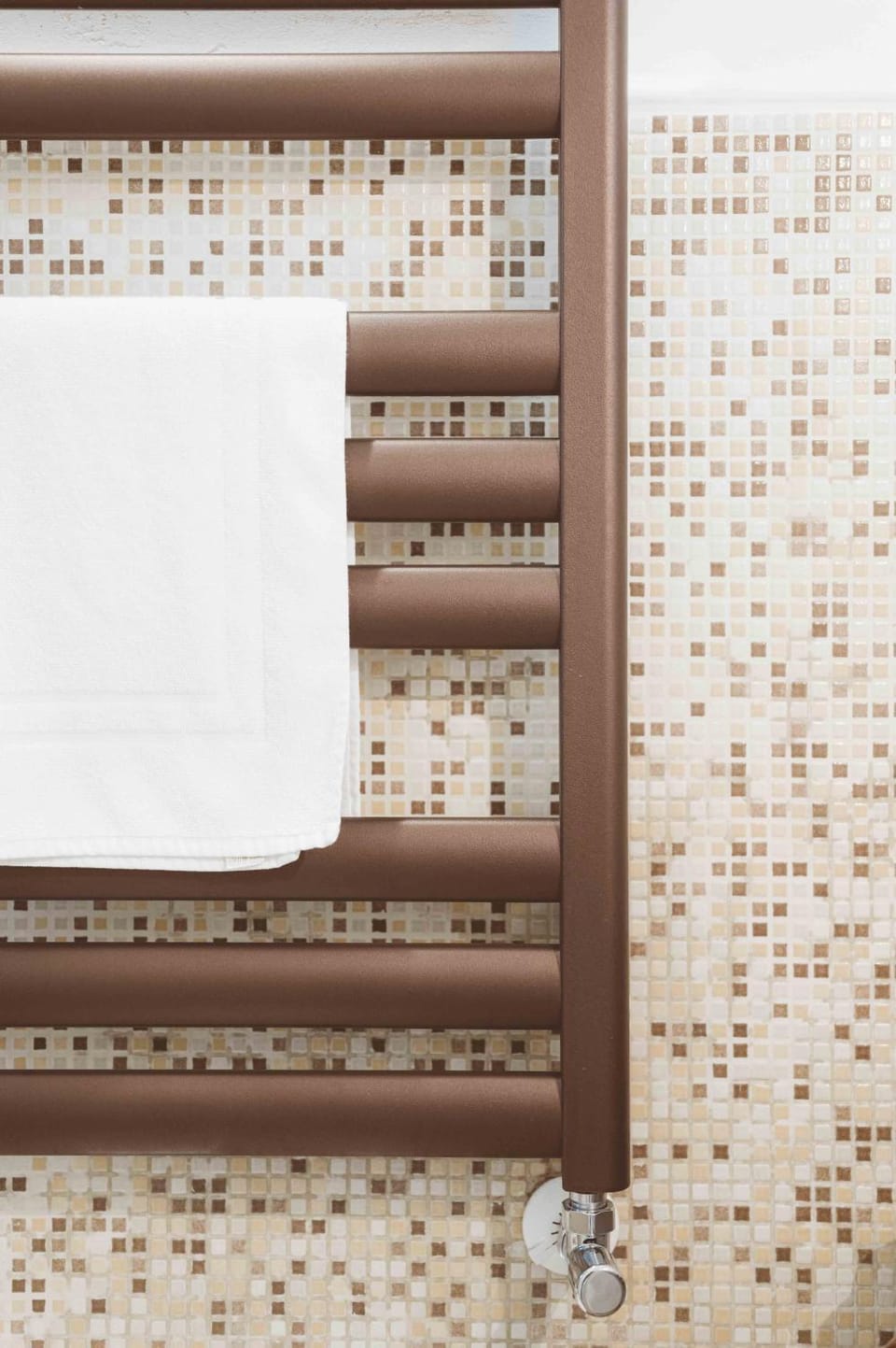 Bathroom, Decorative detail