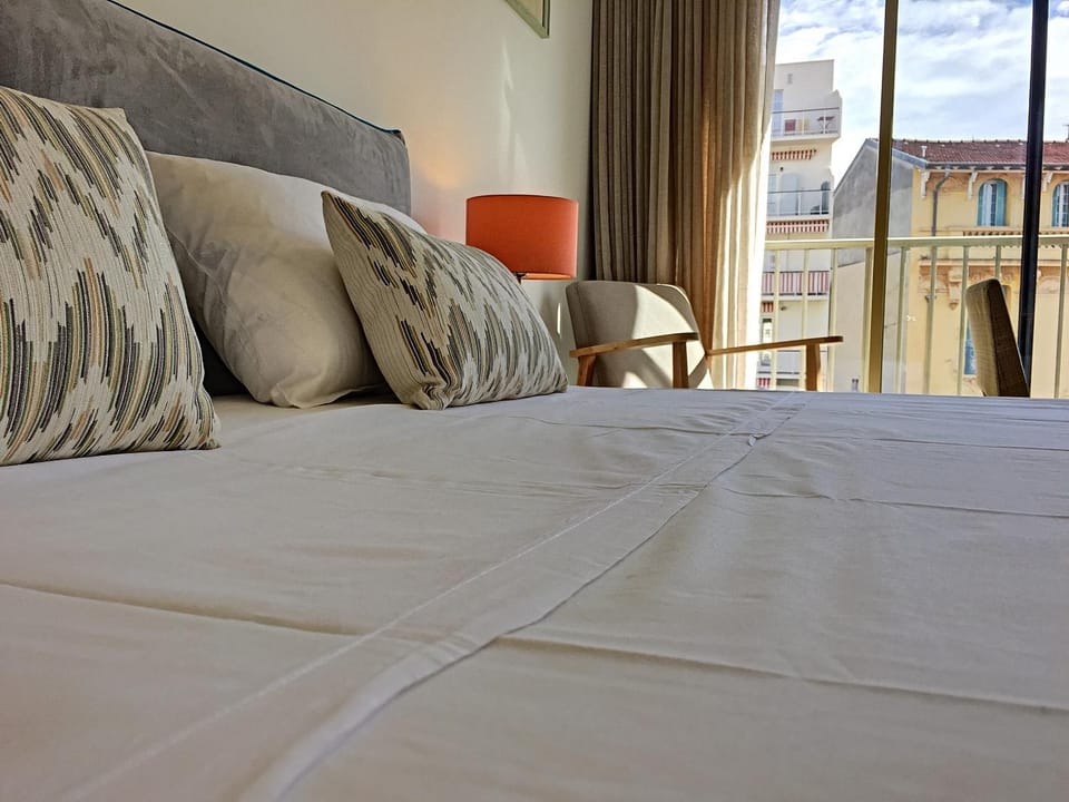 Bed, Other
