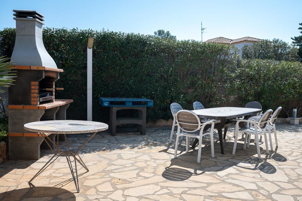 AT033 Bonita villa con piscina privada, completamente equipada Villa in Torredembarra