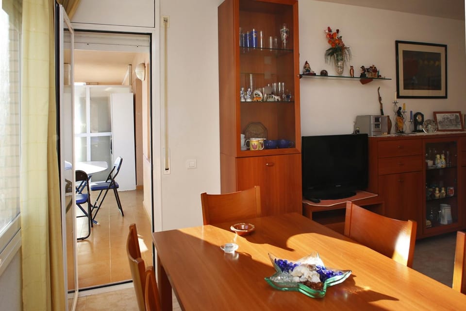AT061 Cerca del centro, con piscina y a 5 min de la playa Apartment in Torredembarra