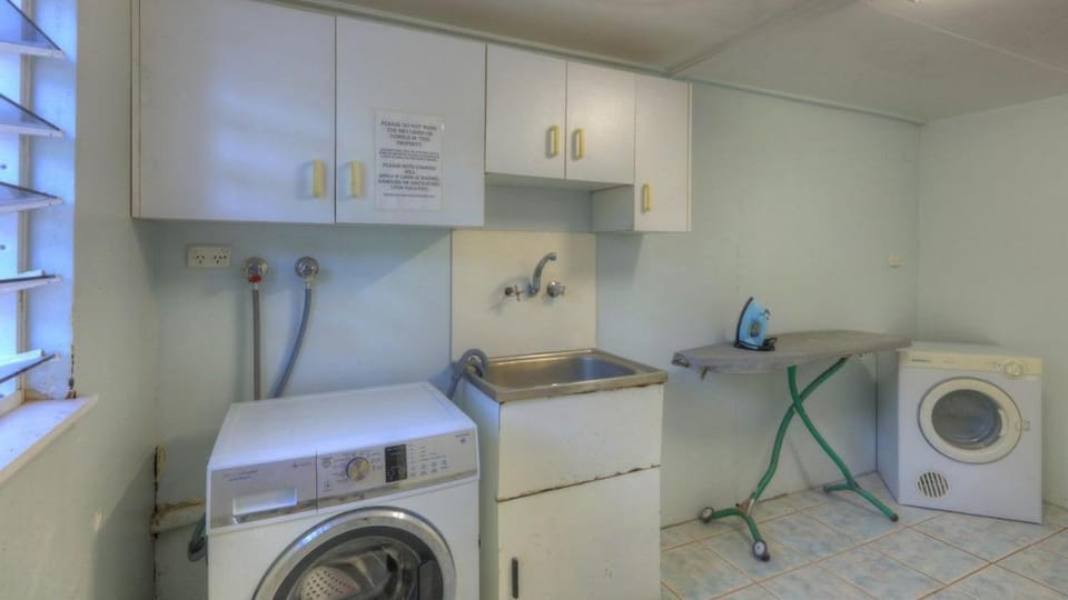 Loyang Apartment 1 Apartment in Queensland
